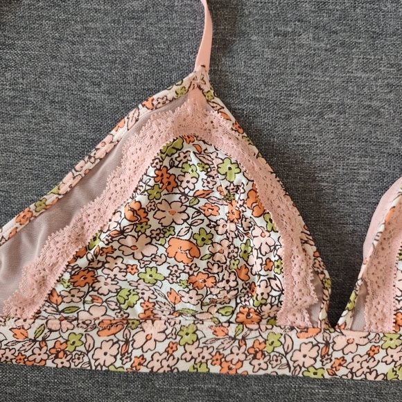 Other - Bralette Small
